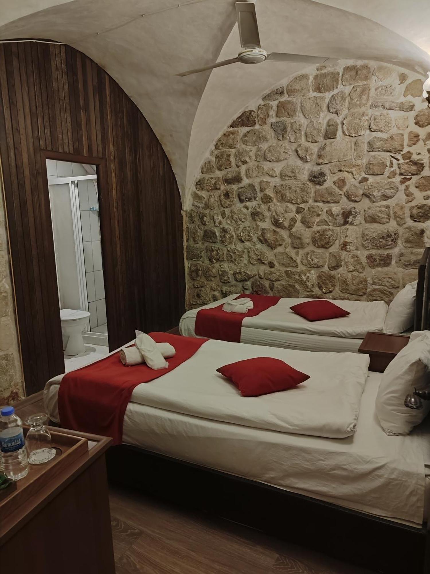 מרדין Kadim Hotel מראה חיצוני תמונה